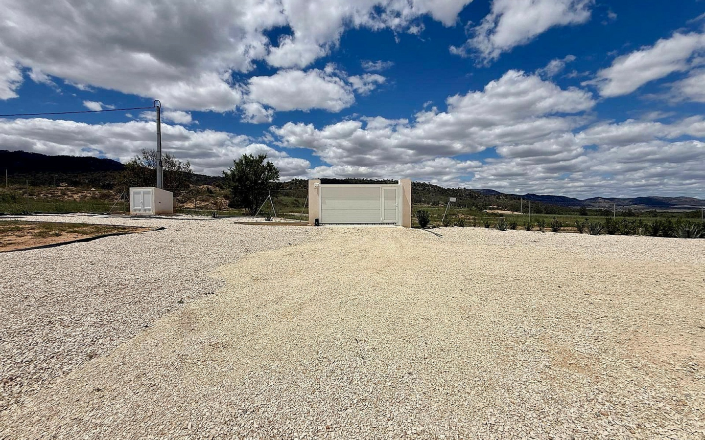3-bedroom Detached Villa In Salinas, Spain (130 M²)