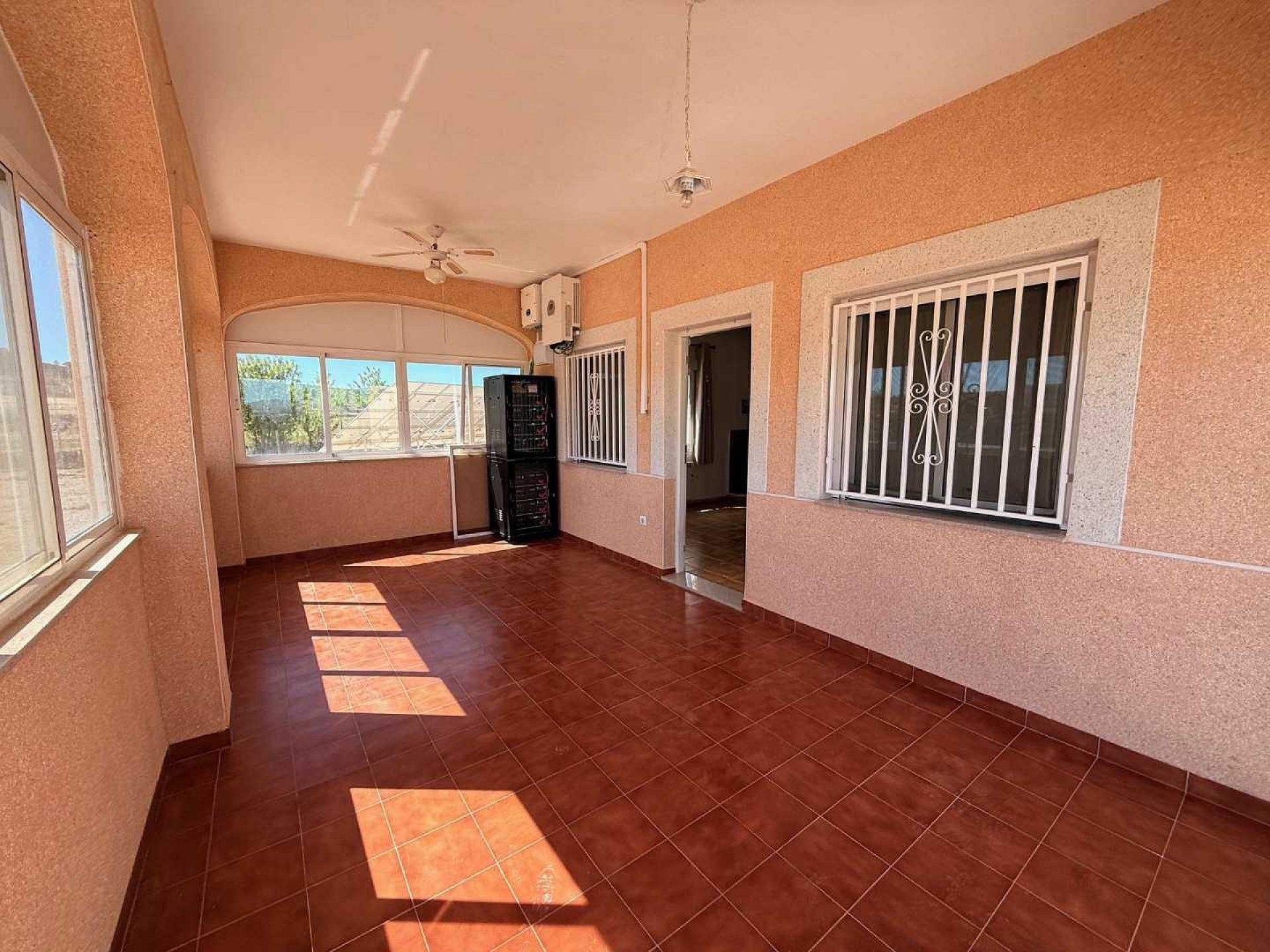 3-bedroom Detached Villa In Pinoso, Spain (115 M²)