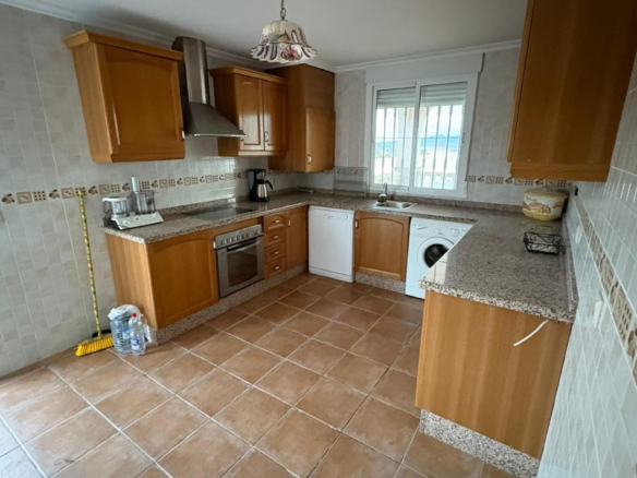 3-bedroom Detached Villa In Monovar, Spain (233 M²)
