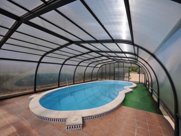 8-bedroom Detached Villa In Sax, Spain (325 M²)