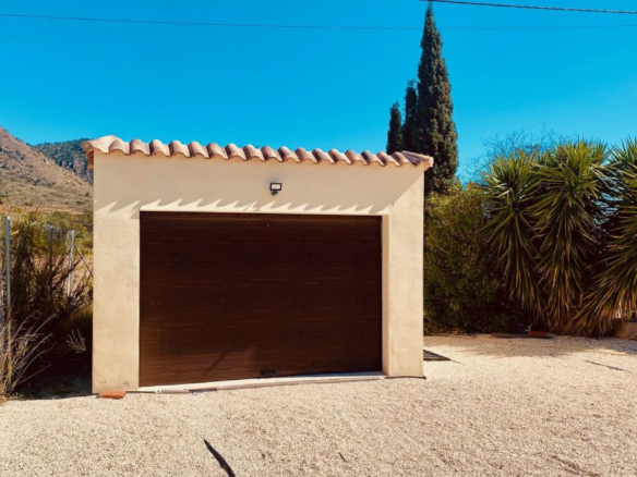 5-bedroom Country House In El Cantón, Spain (308 M²)
