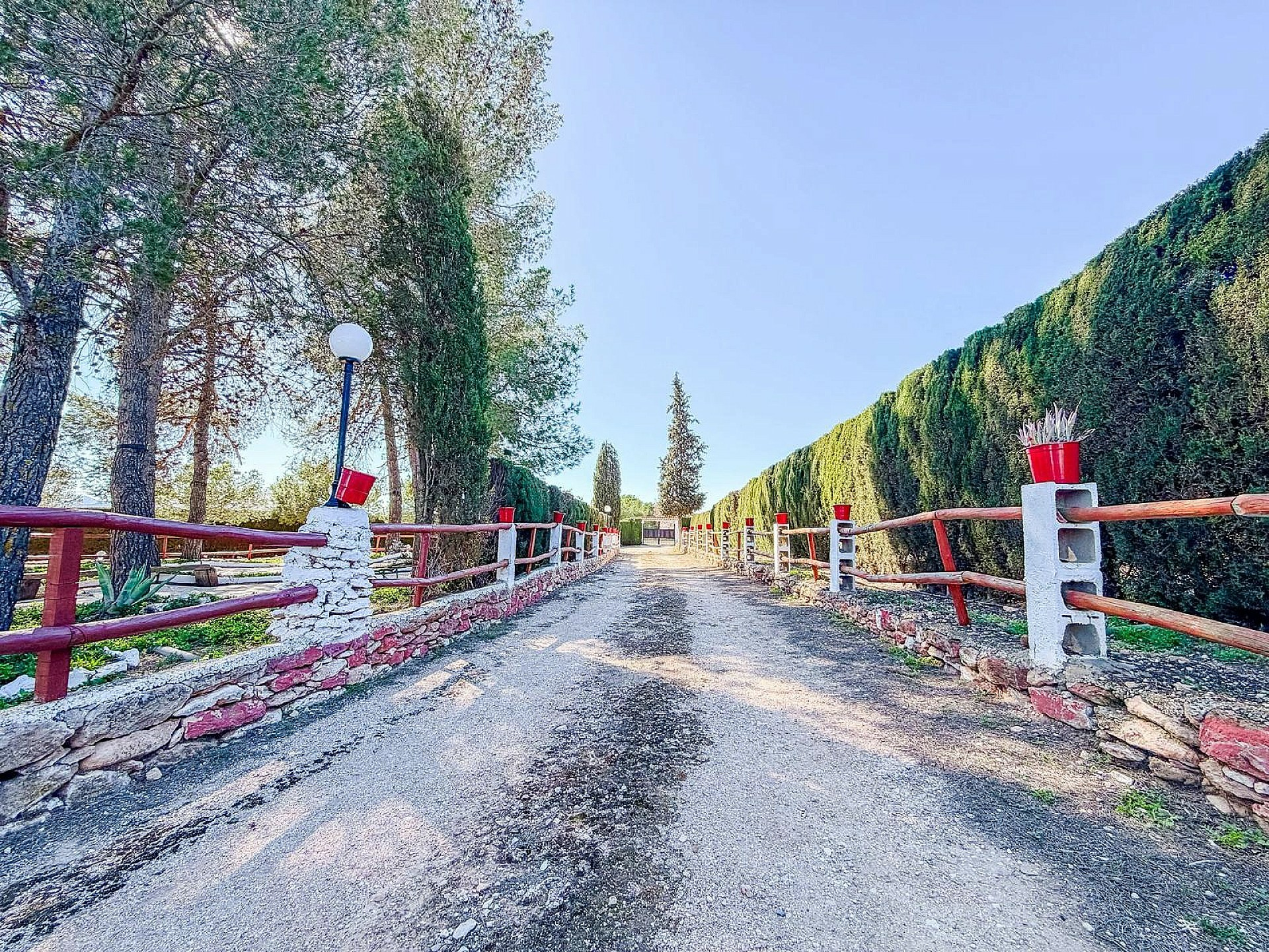 6-bedroom Country House In Pinoso, Spain (291 M²)