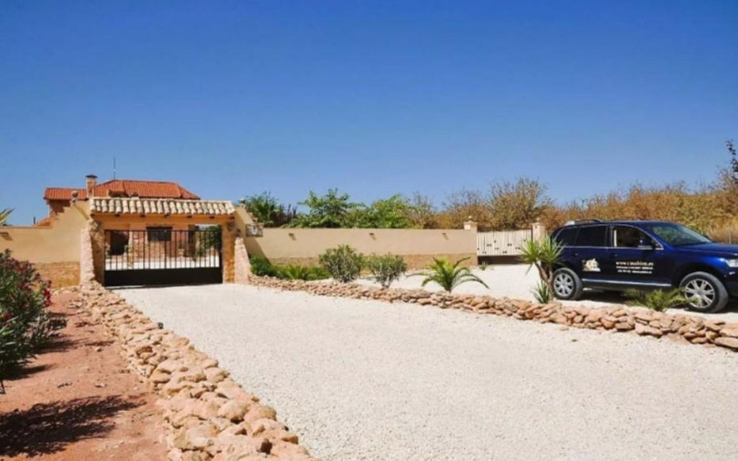 5-bedroom Detached Villa In Pinoso, Spain (300 M²)