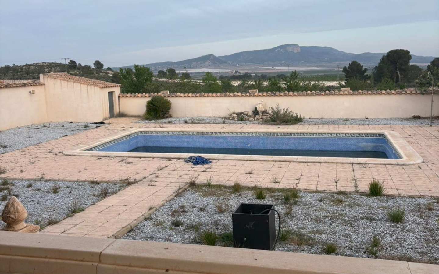 3-bedroom Detached Villa In Monovar, Spain (233 M²)