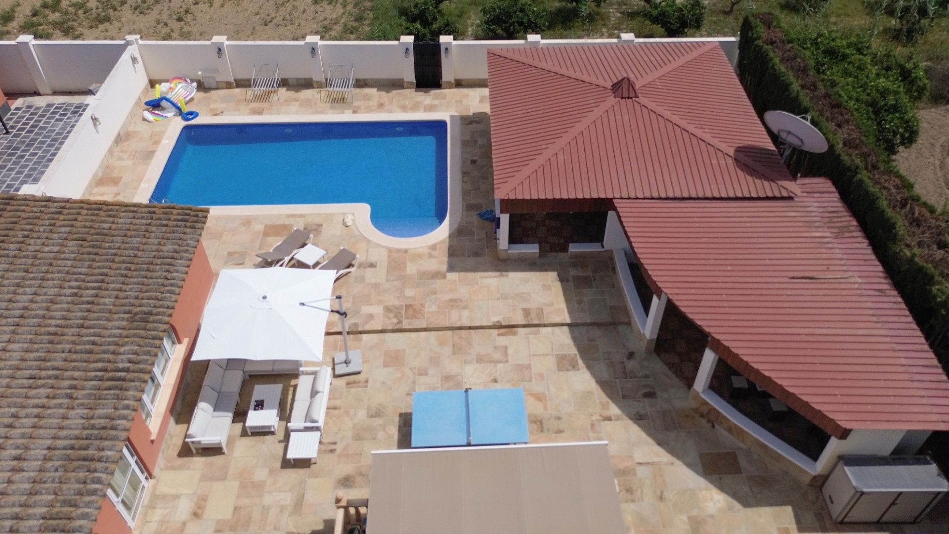 6-bedroom Detached Villa In Heredades, Spain (299 M²)