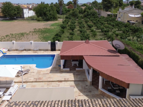 6-bedroom Detached Villa In Heredades, Spain (299 M²)