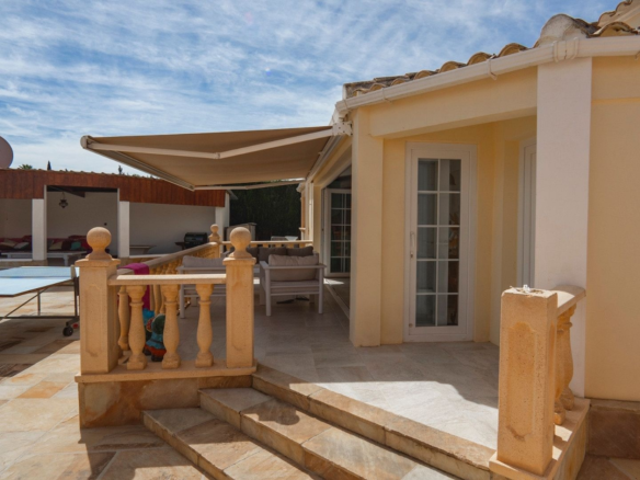 6-bedroom Detached Villa In Heredades, Spain (299 M²)