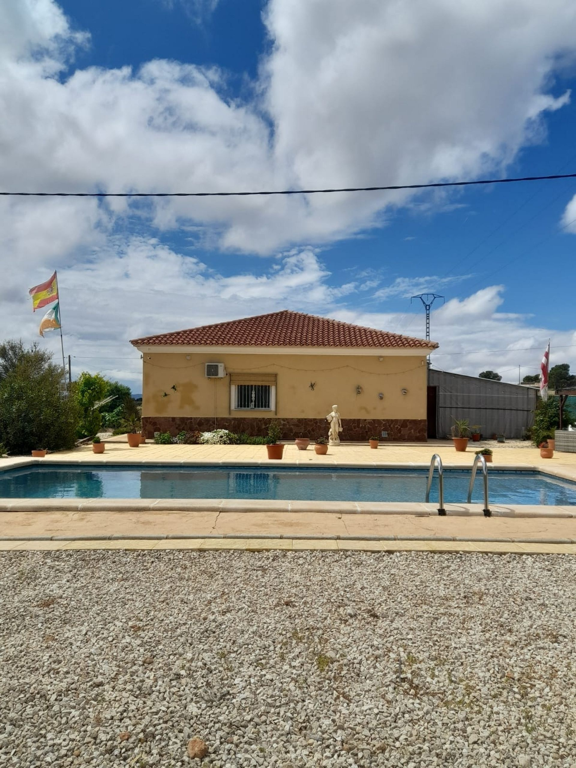 3-bedroom Detached Villa In Pinoso, Spain (160 M²)