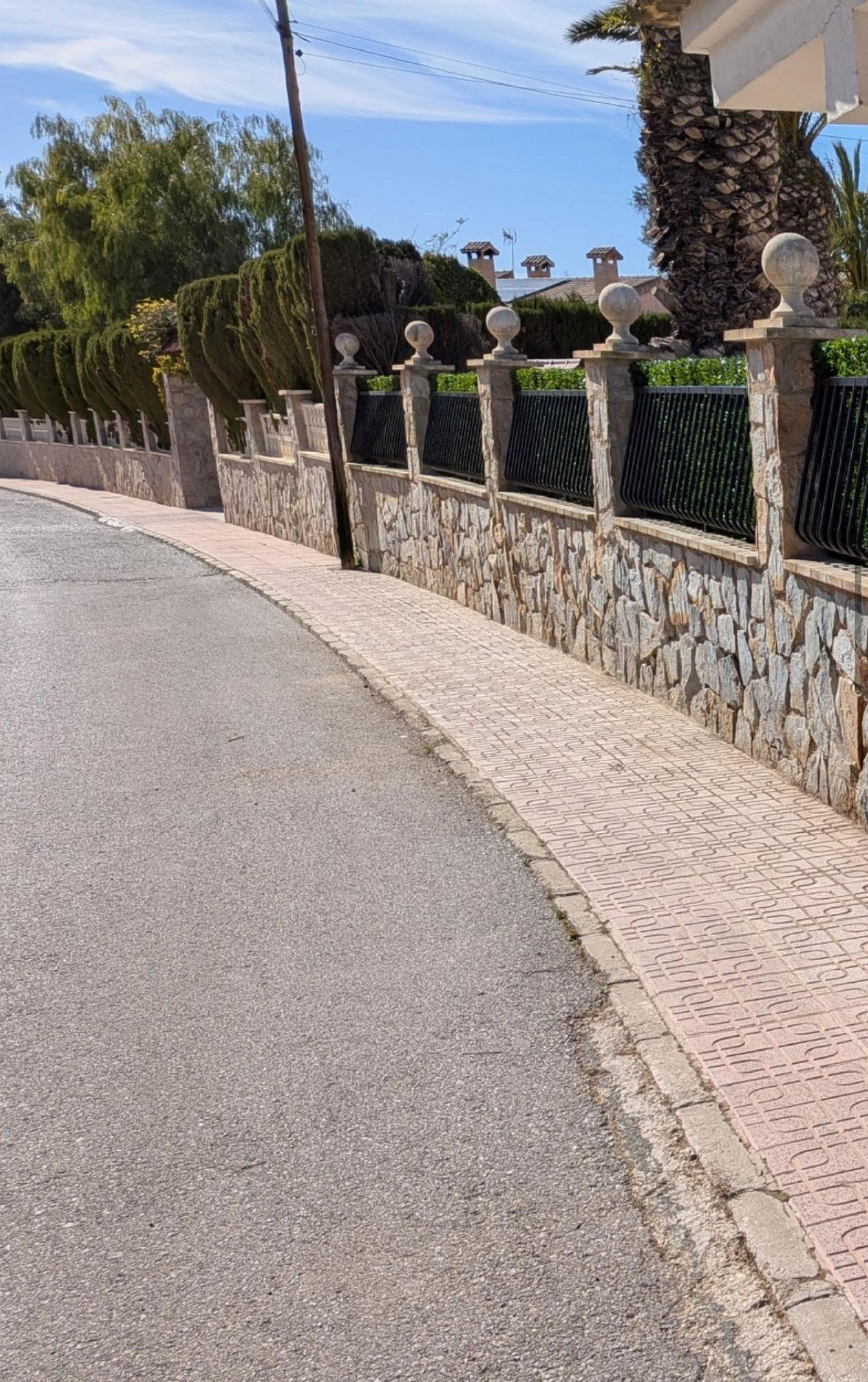 6-bedroom Detached Villa In Petrer, Spain (339 M²)