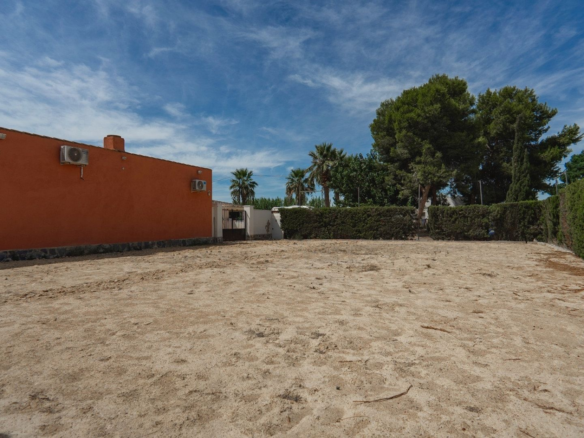 6-bedroom Detached Villa In Heredades, Spain (299 M²)