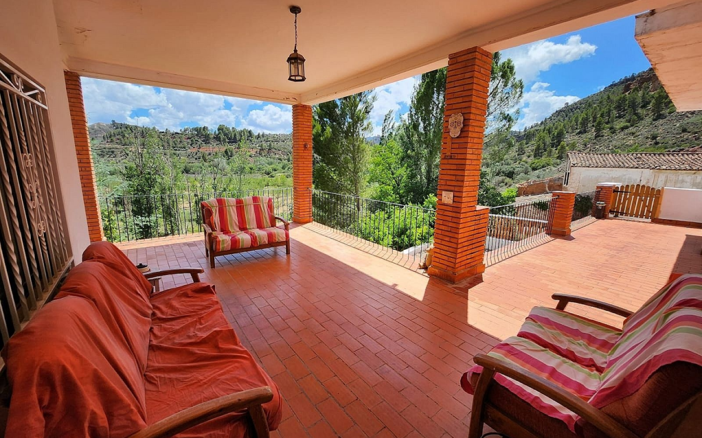 10-bedroom Country House In Jalance, Spain (811 M²)