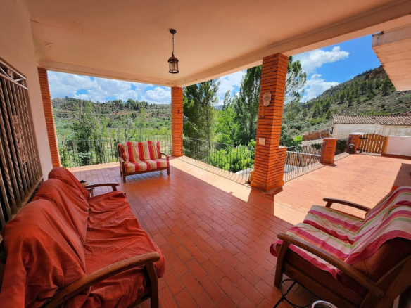 10-bedroom Country House In Jalance, Spain (811 M²)