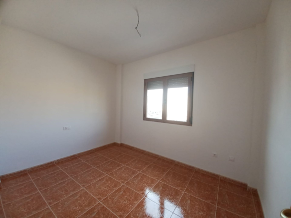 4-bedroom Townhouse In Pinoso, Spain (159 M²)
