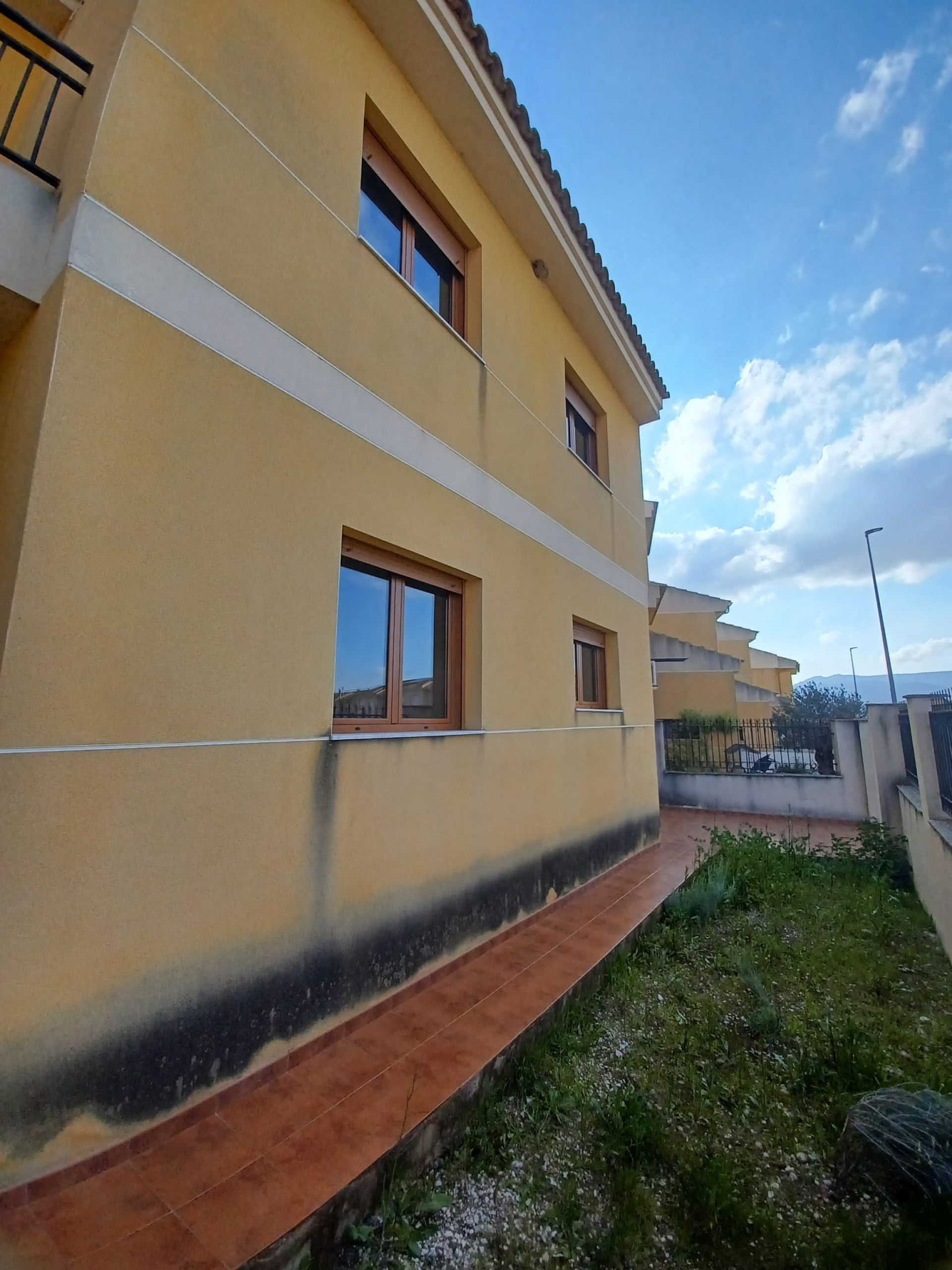 4-bedroom Townhouse In Pinoso, Spain (159 M²)