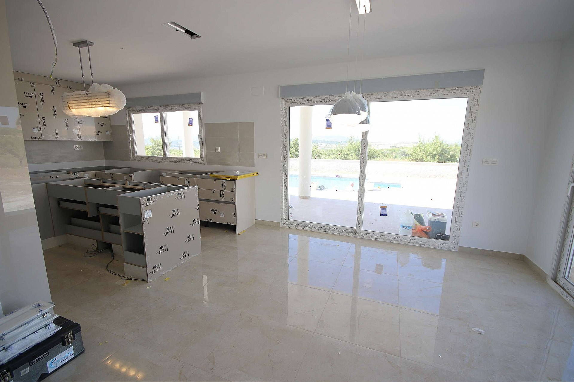 4-bedroom Detached Villa In Sax, Spain (220 M²)