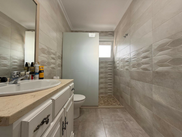 4-bedroom Detached Villa In Lel, Spain (160 M²)