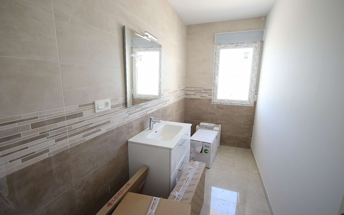 4-bedroom Detached Villa In Sax, Spain (220 M²)