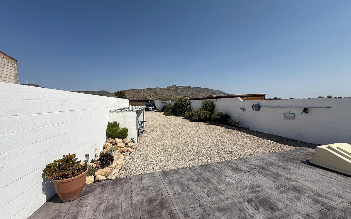3-bedroom Detached Villa In Caudete, Spain (150 M²)