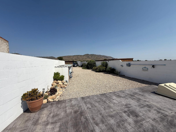 3-bedroom Detached Villa In Caudete, Spain (150 M²)