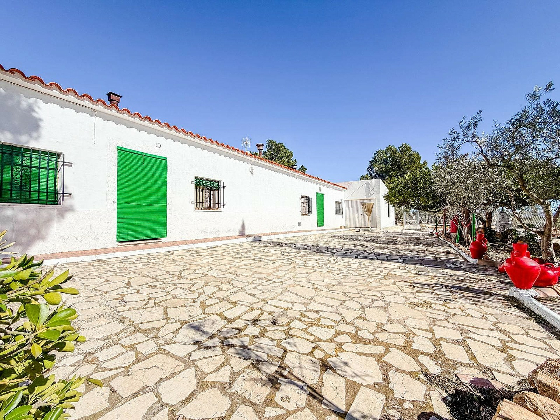 6-bedroom Country House In Pinoso, Spain (291 M²)
