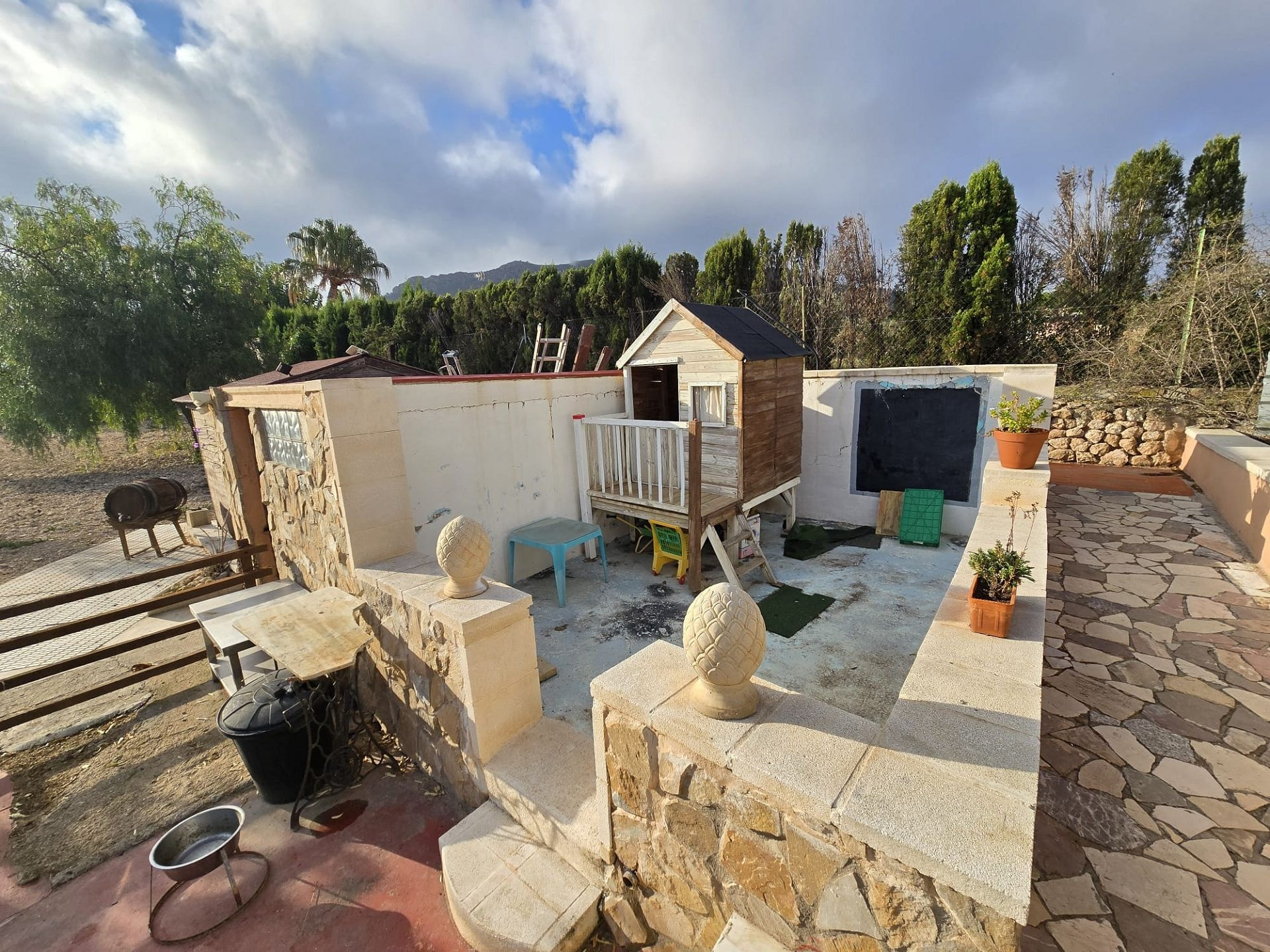5-bedroom Detached Villa In Sax, Spain (203 M²)