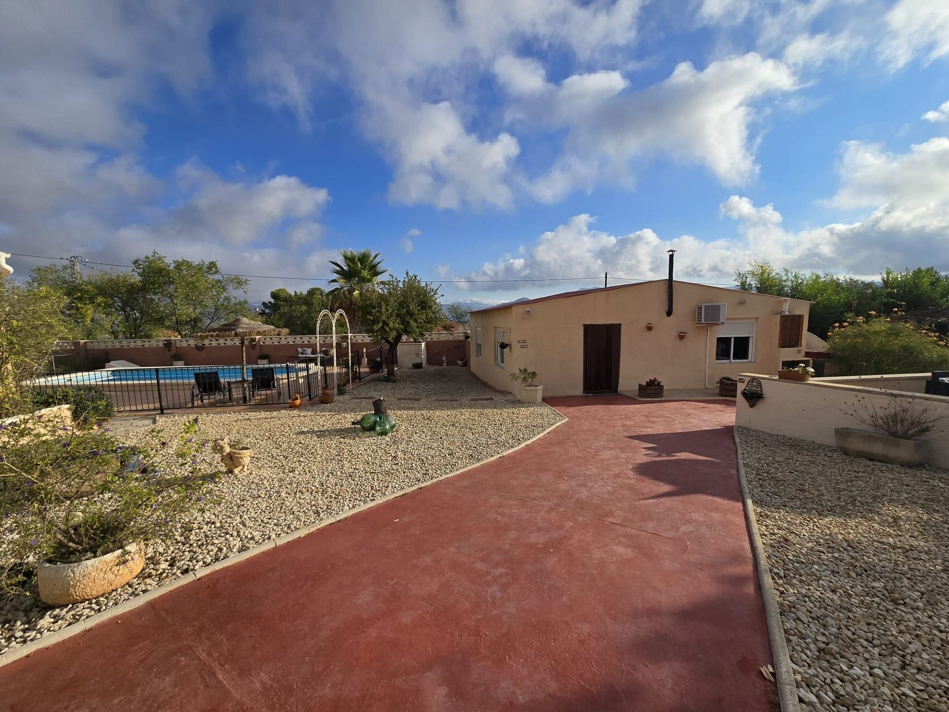 5-bedroom Detached Villa In Sax, Spain (203 M²)