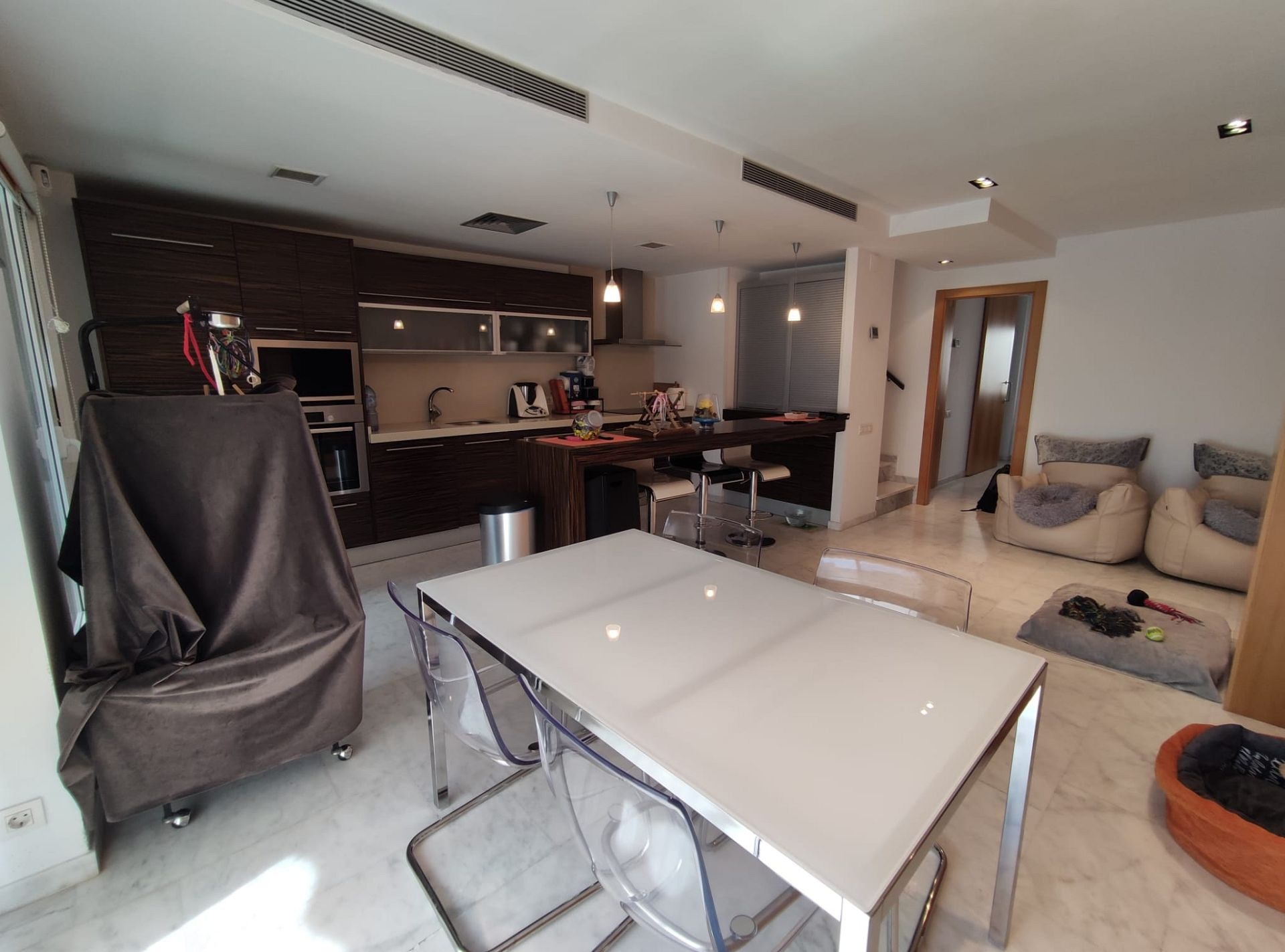 3-bedroom Penthouse In Elda, Spain (155 M²)