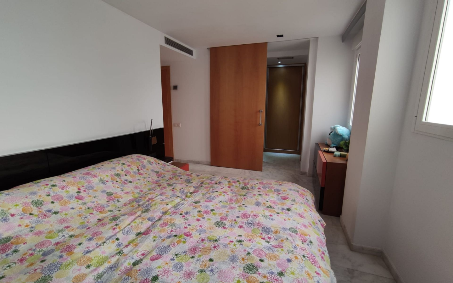 3-bedroom Penthouse In Elda, Spain (155 M²)