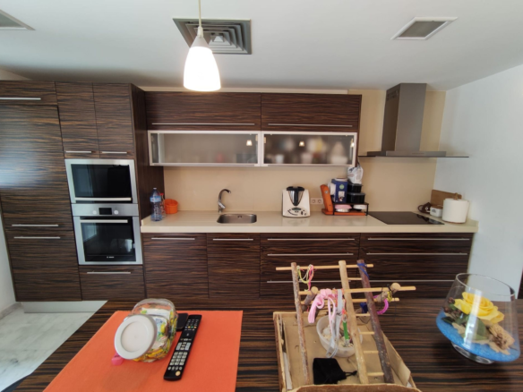 3-bedroom Penthouse In Elda, Spain (155 M²)