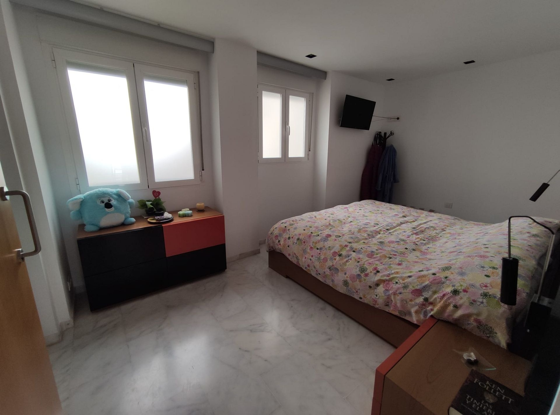 3-bedroom Penthouse In Elda, Spain (155 M²)