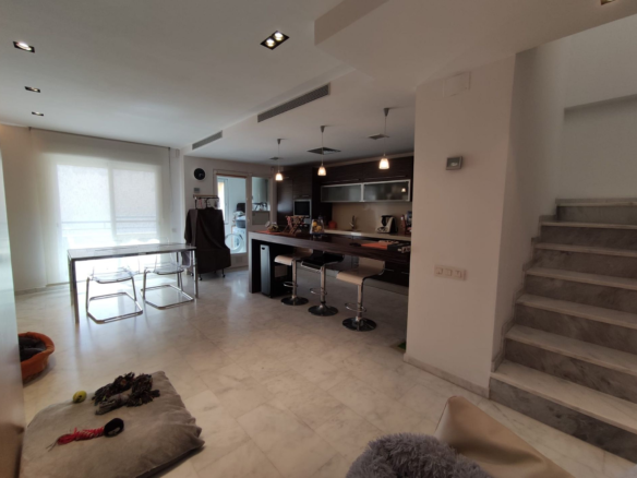 3-bedroom Penthouse In Elda, Spain (155 M²)