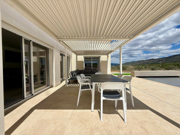 3-bedroom Detached Villa In Salinas, Spain (130 M²)