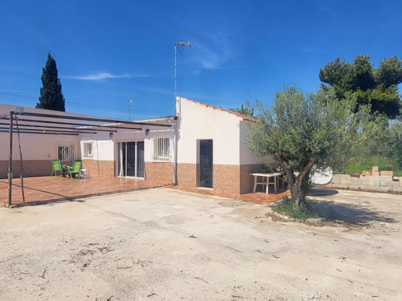 3-bedroom Detached Villa In La Romana, Spain (117 M²)