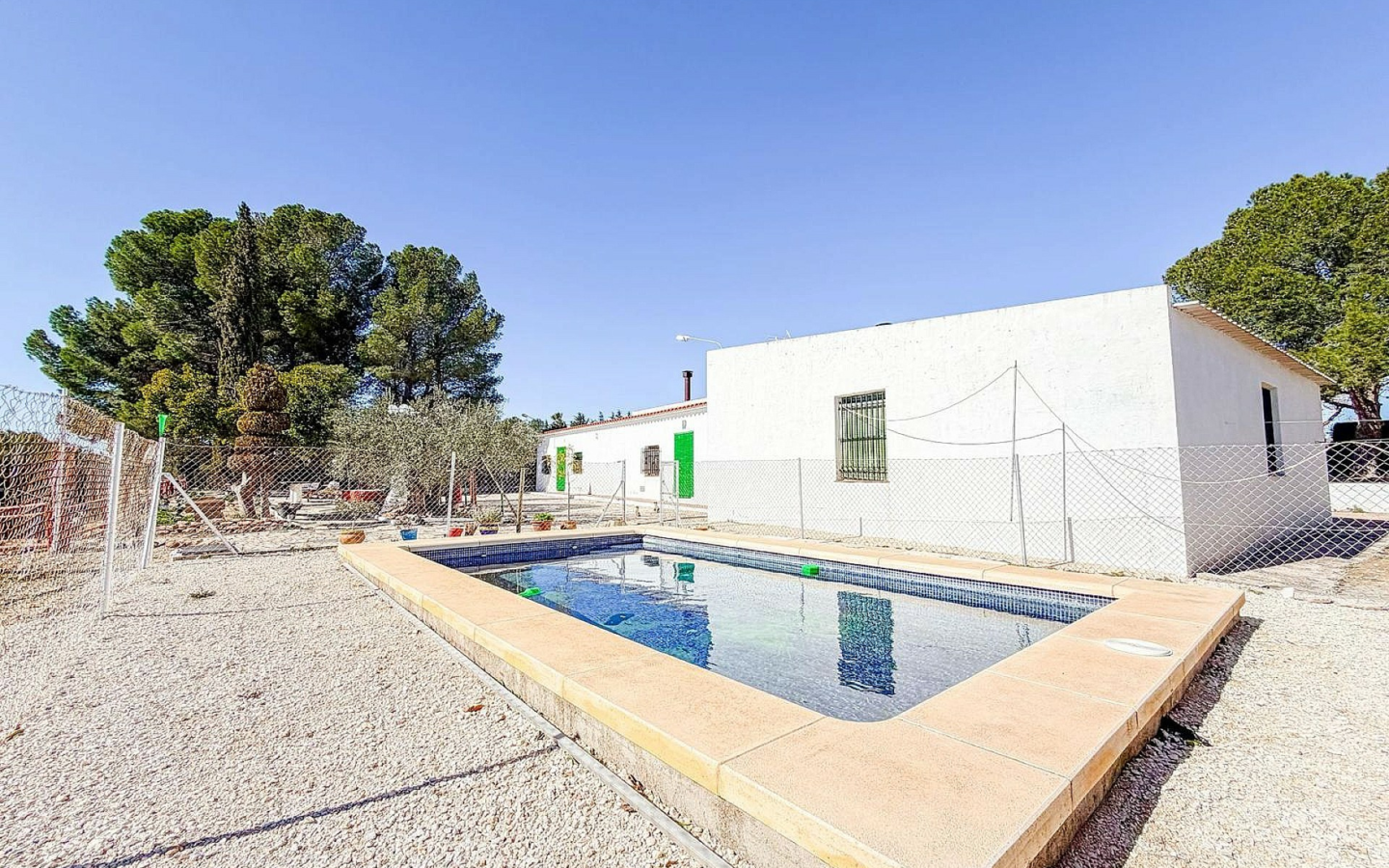 6-bedroom Country House In Pinoso, Spain (291 M²)