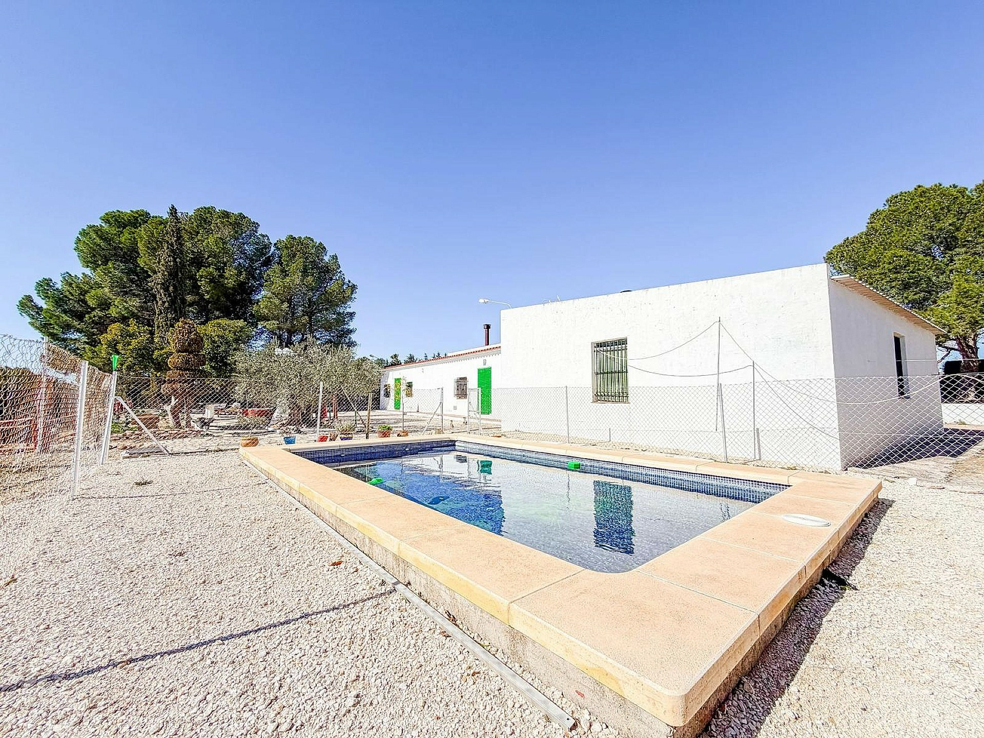 6-bedroom Country House In Pinoso, Spain (291 M²)