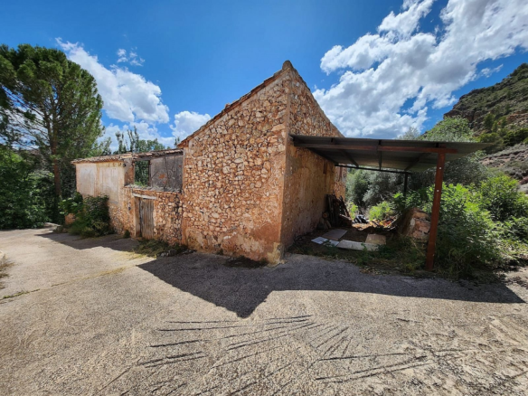 10-bedroom Country House In Jalance, Spain (811 M²)