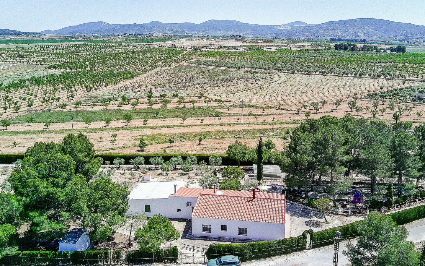 6-bedroom Country House In Pinoso, Spain (291 M²)