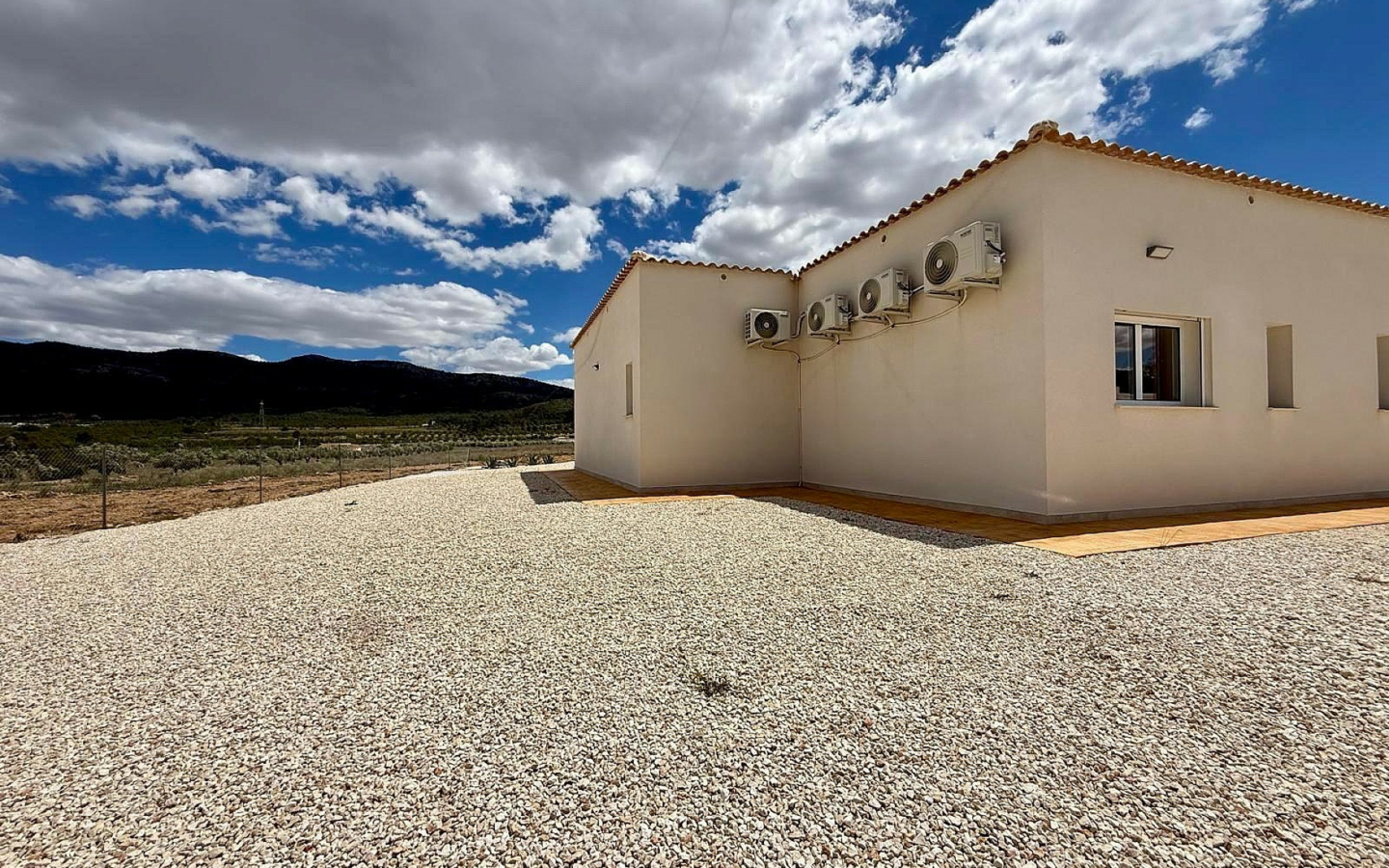 3-bedroom Detached Villa In Salinas, Spain (130 M²)