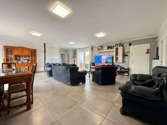 4-bedroom Detached Villa In Lel, Spain (160 M²)