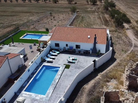 3-bedroom Detached Villa In Caudete, Spain (150 M²)
