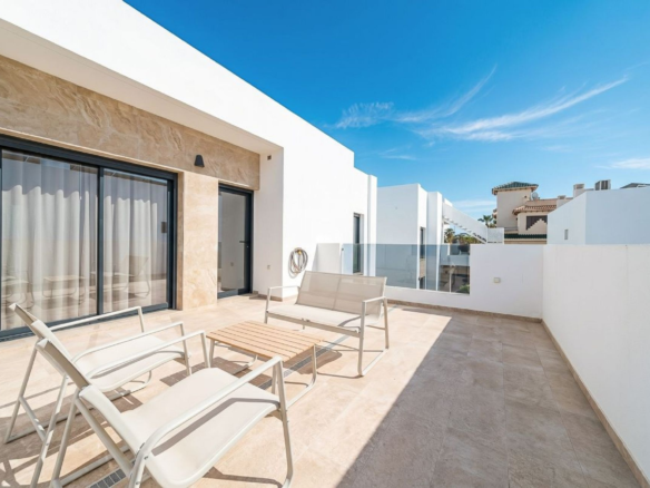 3-bedroom Detached Villa In Cuidad Quesada, Spain (116 M²)