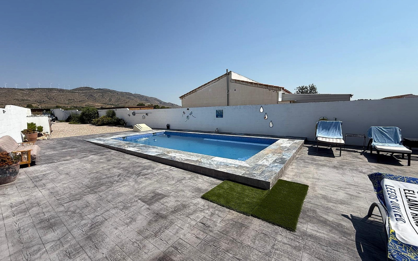 3-bedroom Detached Villa In Caudete, Spain (150 M²)