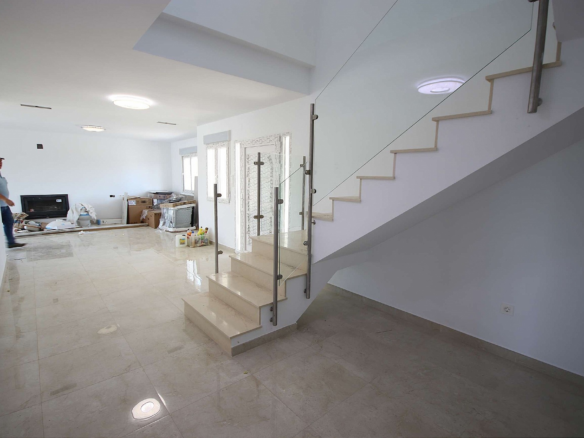 4-bedroom Detached Villa In Sax, Spain (220 M²)
