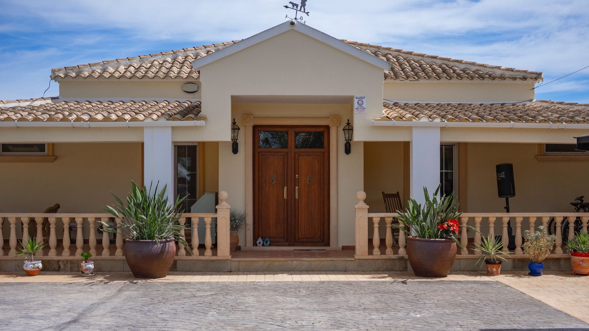 6-bedroom Detached Villa In Heredades, Spain (299 M²)