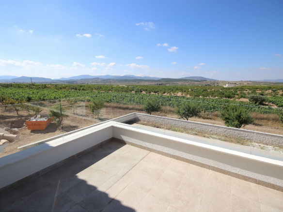 4-bedroom Detached Villa In Sax, Spain (220 M²)