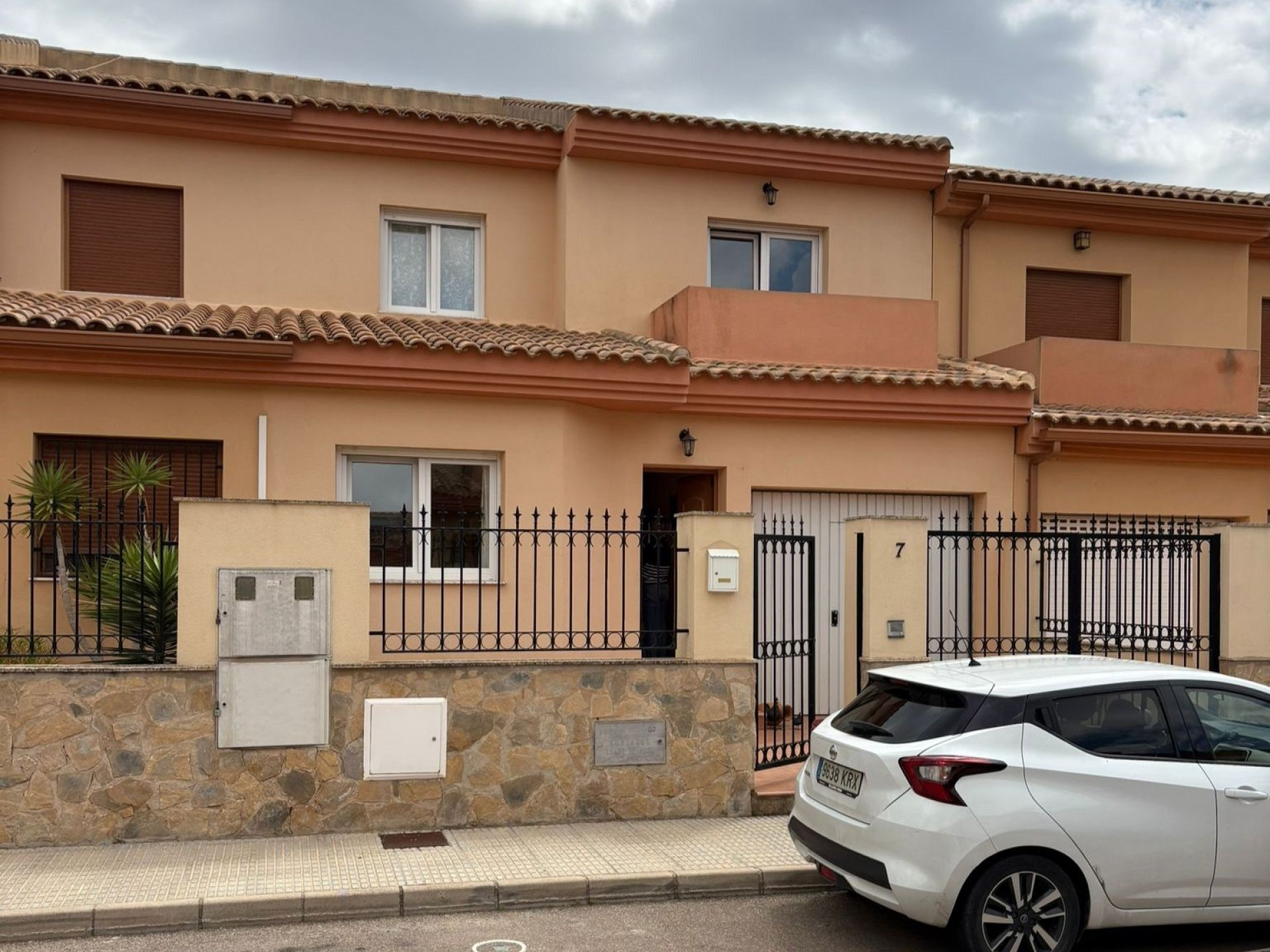 4-bedroom Townhouse In Pinoso, Spain (150 M²)