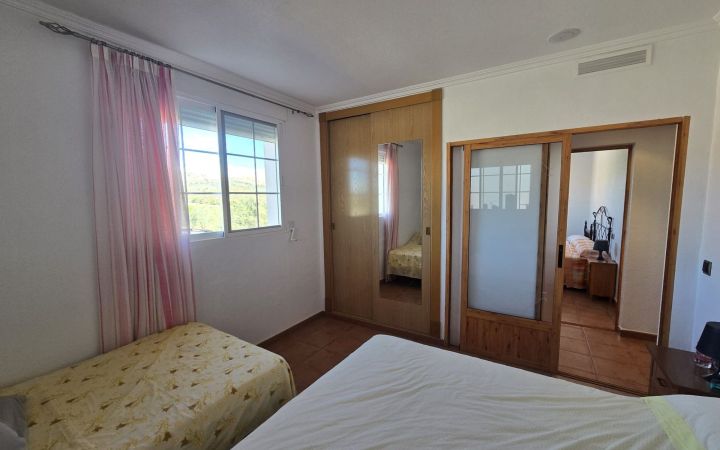 8-bedroom Detached Villa In Sax, Spain (325 M²)