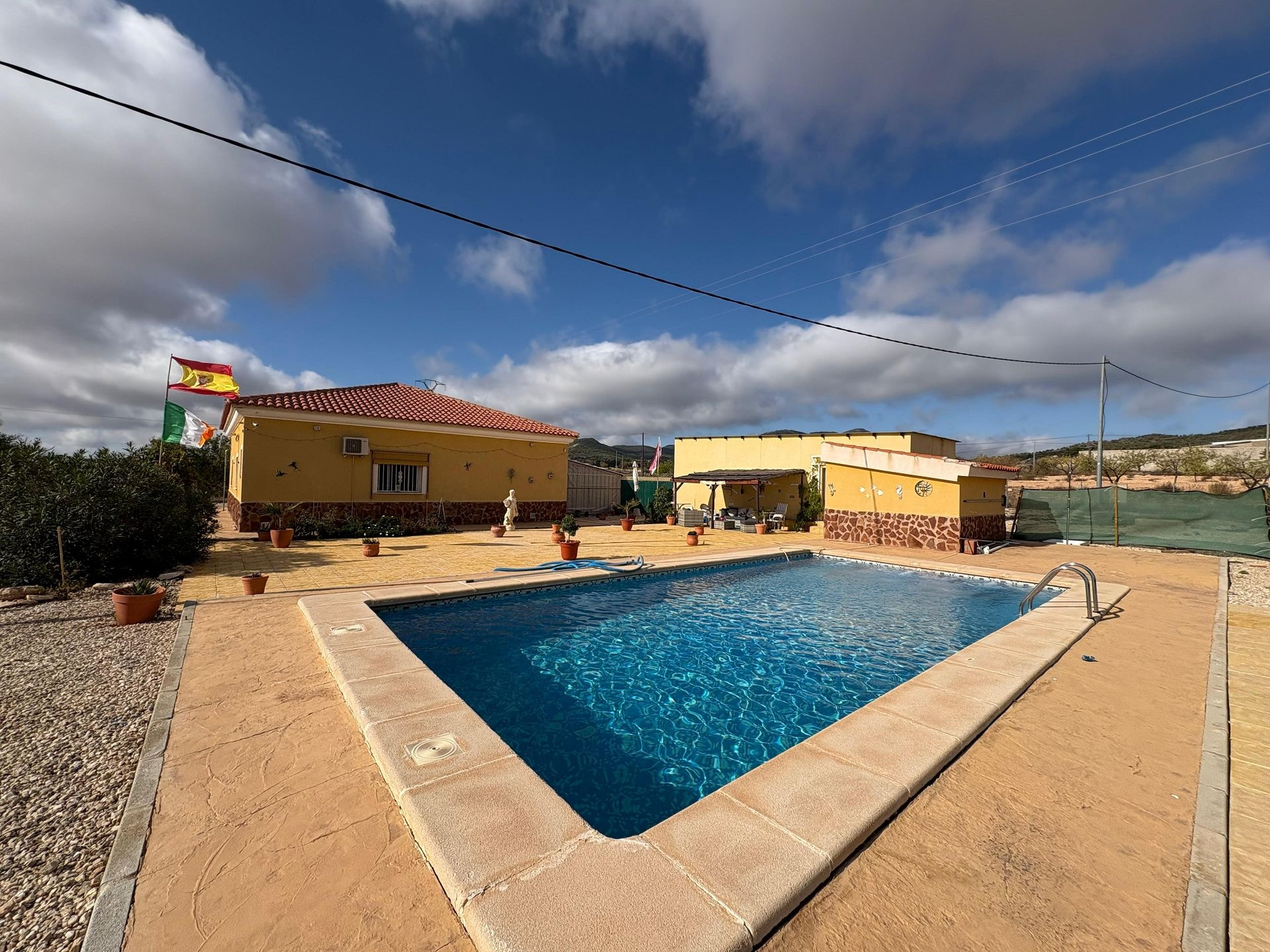 3-bedroom Detached Villa In Pinoso, Spain (160 M²)