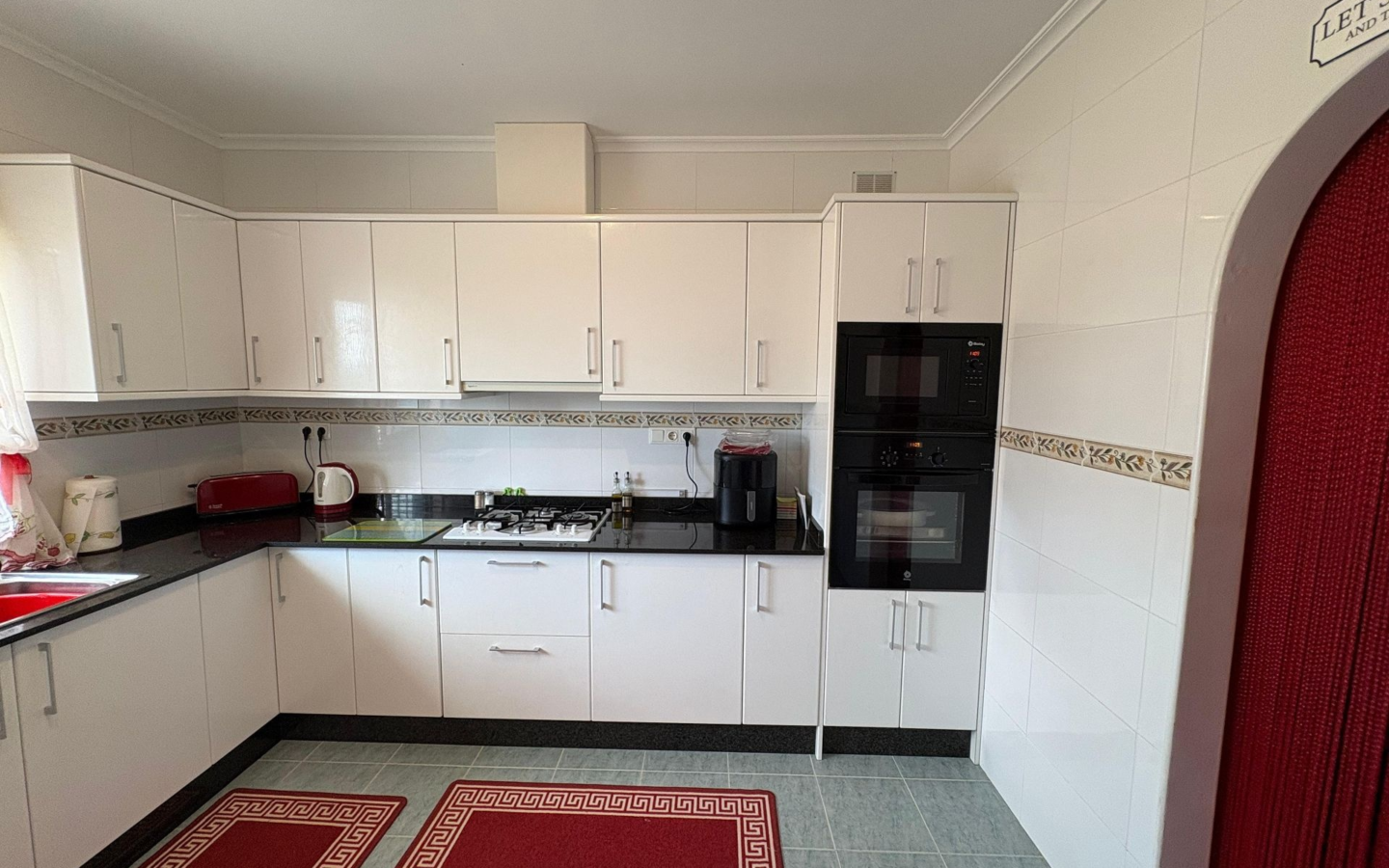 3-bedroom Detached Villa In Pinoso, Spain (160 M²)