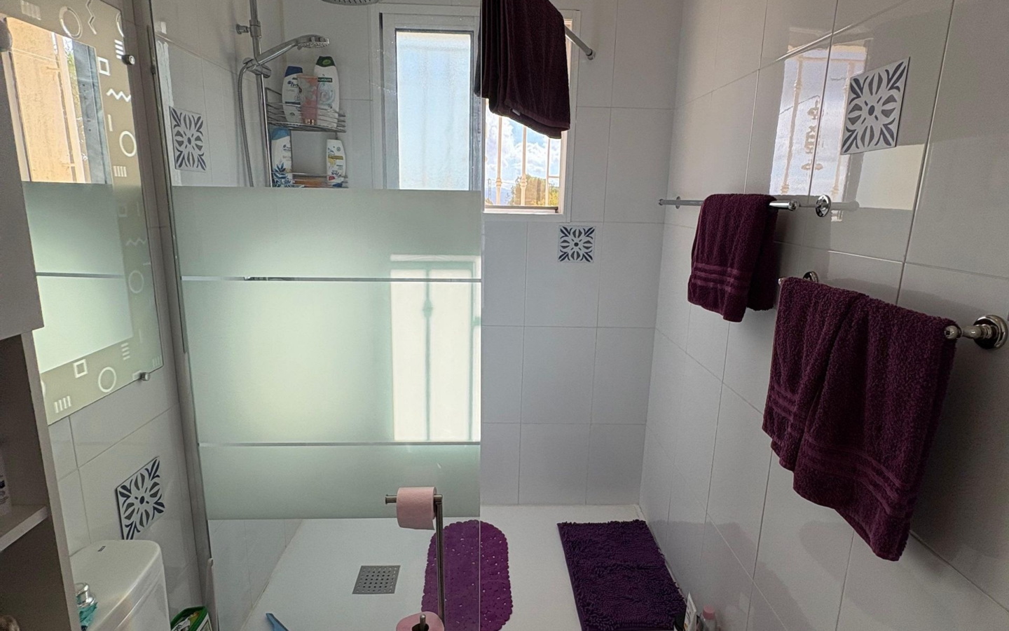 3-bedroom Detached Villa In Pinoso, Spain (160 M²)